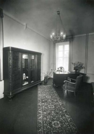 Dresden-Altstadt, Brühlscher Garten 4. Gemeindesaal (1957-1958; H. Rettig) der Evangelisch-Reformierten Gemeinde. Zimmer des Pfarrers