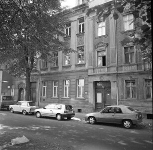 Bernau, Klementstraße 4/6. Wohnhäuser. Straßenansicht (Nummer 4 Teilansicht)