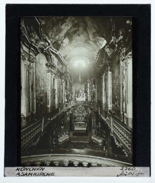 München, St. Johann Nepomuk (Asamkirche) : Innenansicht, Blick z. Altar