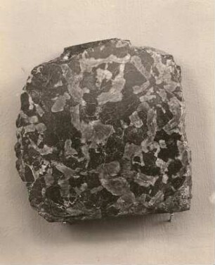 Gabbro (angeschliffen) von der Höllmühle bei Penig im Muldental