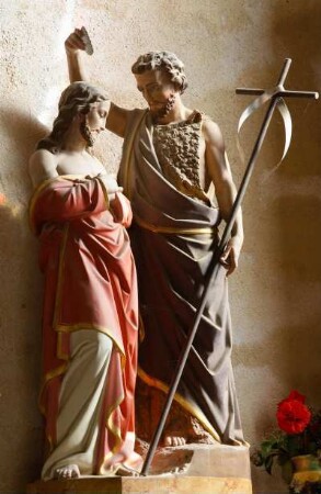 Frankreich. Poitou Charentes. Charente. Brigueuil. Skulpturen in der romanischen Kirche
