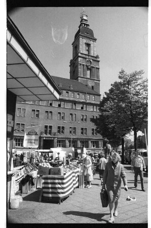 Kleinbildnegative: Wochenmarkt, Breslauer Platz, 1980