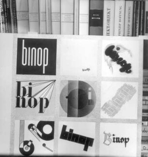 Neun Schriftvarianten des Wortes "binop". Tusche, Bleistift, Schreibmaterial, Wasserfarben, Collage; 41,8 x 42, 7 cm (1931; H. Rose)