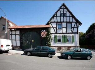 Hüttenberger Tor; Linden, Falltorstraße 1