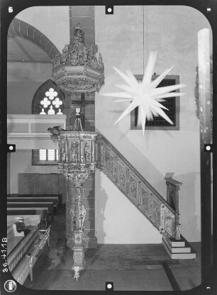 Erfurt-Altstadt. Kaufmannskirche St. Gregor (Baubeginn 1291, Wiederherstellung bis 1952). Inneres (Teilansicht) mit Kanzel nach Norden