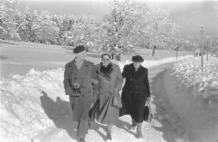 Schauinsland: Gruppe; Mami, Spitzli, ich [Willy Pragher]