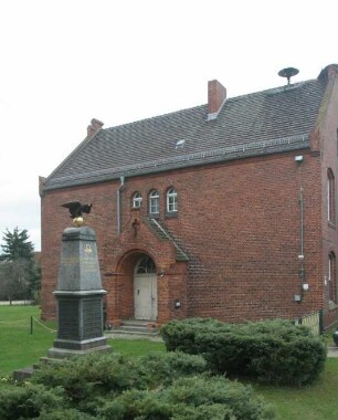 Drachhausen (Hochoza), Dorfstraße