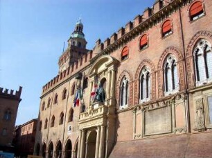Bologna: Palazzo Comunale