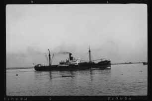 Valda Ahrenkiel (1927), Ahrenkiel, Hamburg