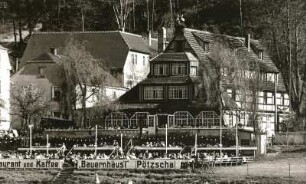Stadt Wehlen-Pötzscha, Bahnhofstraße 4. Gaststätte Bauernhäusl. Elbseite