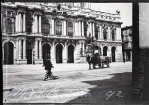 Turin. Piazza Carignano mit dem Palazzo Carignano