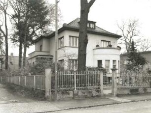 Dresden-Blasewitz, Polenzstraße 17. Villa (um 1925)