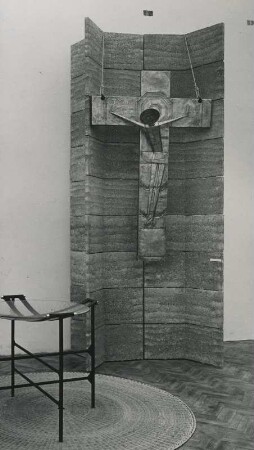 X. Triennale Mailand, Deutsche Abt., Taufschale, Kruzifix und Relief