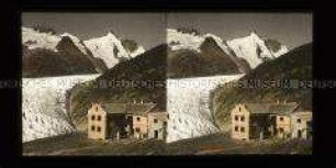 Glocknerhaus mit Gletscher, Pasterze, und Blick zum Glockner