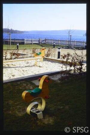 Potsdam, Neuer Garten, Meierei, Brauhaus-Gaststätte, Spielplatz.