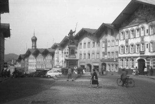 Bad Tölz: Hauptstraße [Marktstraße], Häuserreihe von oben