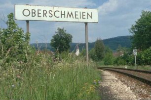 Oberschmeien Haltepunkt Stationsschild