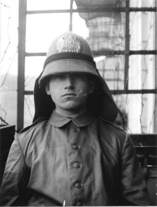1. Weltkrieg. Portrait eines jungen Mannes in Uniform