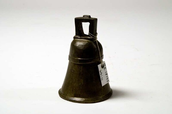 Clapper bell