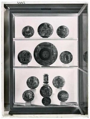 Majolika-Schrank, Ausstellung