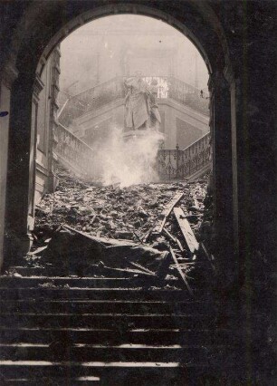 Zerstörungen Zweiter Weltkrieg - Stadtgebiet. Sammlungsgebäude am Friedrichsplatz