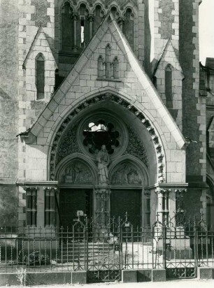 St. Antonius Kirche und Pfarrhaus, Frankfurt am Main, 1949