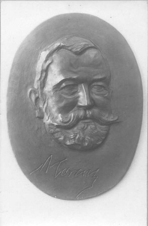Plakette mit Porträt von Gustav Lorenz : Plakette mit Porträt von Gustav Lorenz. Bronze (1931; E. Richter). Dresden-Südvorstadt, Eisenstuckstraße, Atelier der Künstlerin