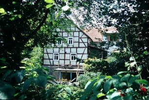 ehemalige Mahlmühle Pulverweg, Mühlengebäude, Straßenansicht