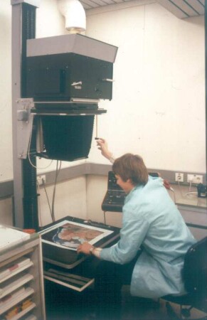 Oberpfaffenhofen. Fernerkundungs-Datenzentrum (DFD). Erdwissenschaftliches Fotolabor