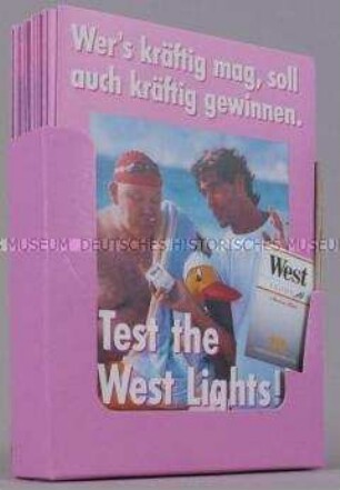 Werbeaufsteller mit Gewinnspielteilnahmekarten für "West Lights"-Zigaretten
