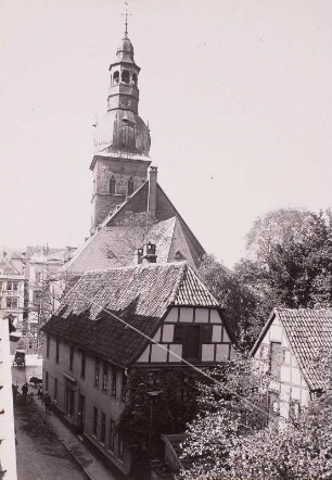 Bielefeld, Nikolaikirche : Bielefeld. Nikolaikirche. Ansicht vom Rathaus aus