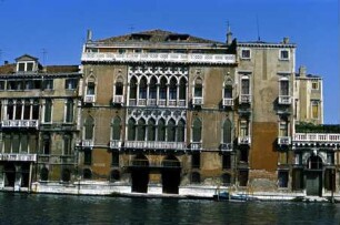 Palazzo Pisani-Moretta — Fassade