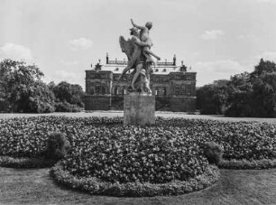 Dresden. Blick zum Palais im Großen Garten