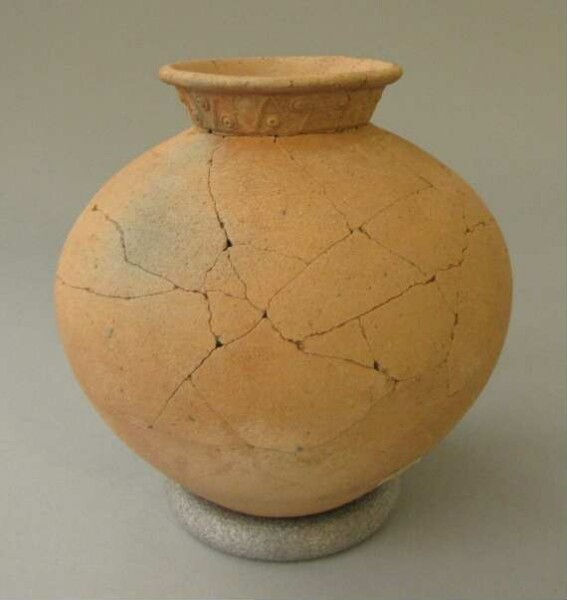 Clay vessel