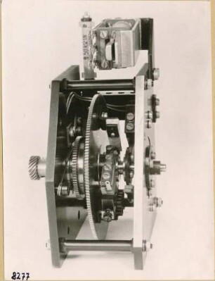 Sender-Antrieb-Relais-Kontaktzeitmesser HF 2866; Foto 1953