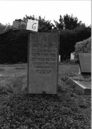 Grabstein 66