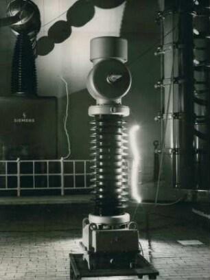 Siemens Freiluft-Strom- und Spannungswandler "AVKOF"