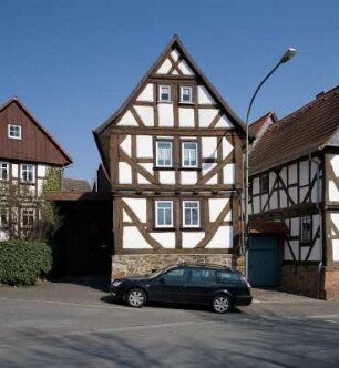Heuchelheim, Marktstraße 27
