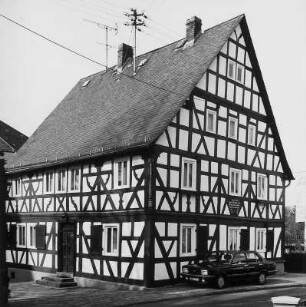 Altes Pfarrhaus; Waldbrunn, Hauser Weg 1