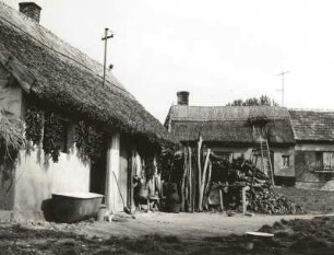 Balatongyörök, Ungarn. Bauernhäuser mit Reetdach
