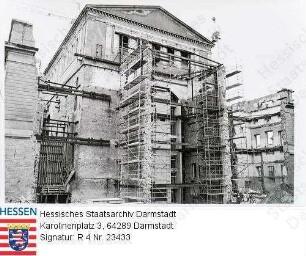 Darmstadt, Ausbau des ehemaligen Mollertheaters zum Haus der Geschichte / Blick von Osten auf die Bauruine, Luftaufnahme