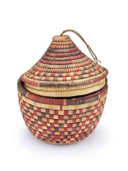 Basket with lid