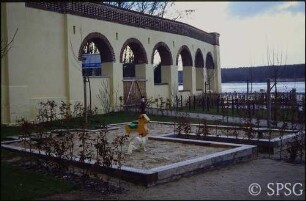 Potsdam, Neuer Garten, Meierei, Brauhaus-Gaststätte, Spielplatz.