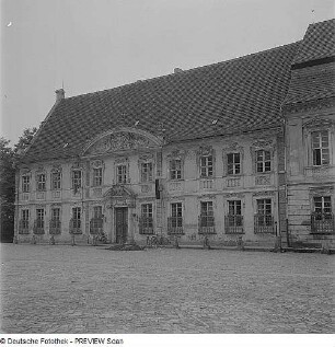 Zerbst. Ehemaliges Kavaliershaus (Lyzeum, 1705/1707)