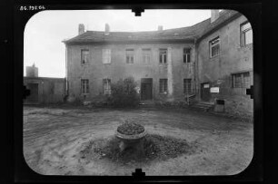 Jessen (Elster). Schloß (18. Jh., Umbau 19. Jh.). Hofansicht