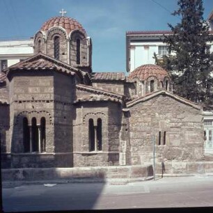 Athen, Ermú. Kapnikaréa-Kirche. P5