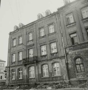 Glauchau, Wohnhaus, Straßenansicht