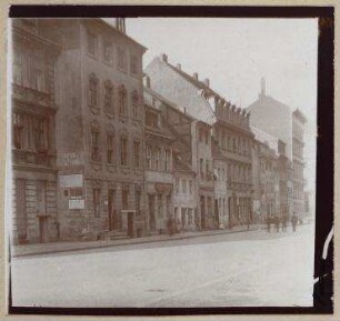 Ohne Titel (Parochialstraße 31, 30 ff., zwischen Jüden- und Klosterstraße, Nordseite)