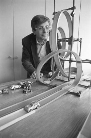 Staatliche Kunsthalle Karlsruhe. Ausstellung "Kreisel, Kran und Kugelbahn" im Kindermuseum
