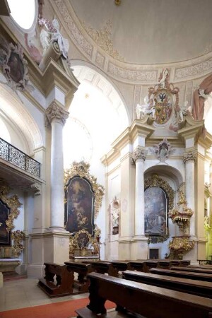 Hospital, Katholische Kirche der heiligen Dreifaltigkeit, Kukus, Tschechische Republik